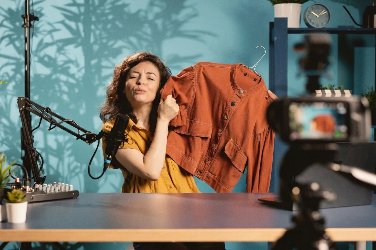 Fashion-Marketing: Warum echte Fotografie und Mobile-First-Strategien heute den Unterschied machen
